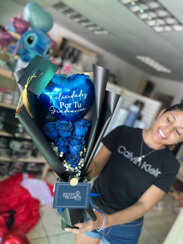 Ramo rosas con globo